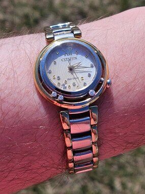 Citizen Eco-Drive L Sunrise Diamond Mother of Pearl Gold Tone Watch Wristwatch